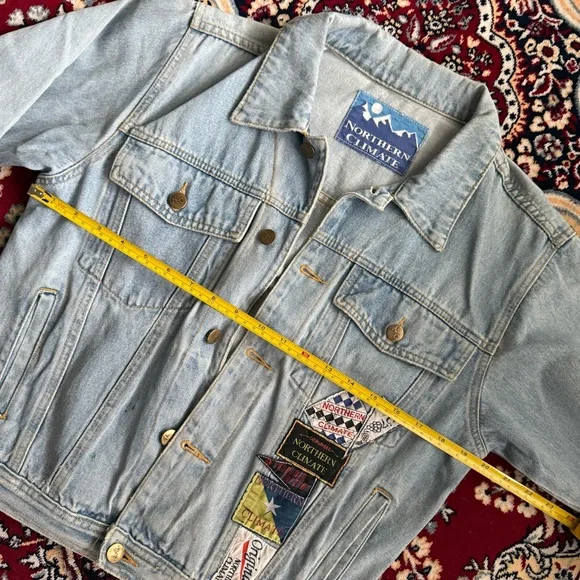 Vintage Lightwash Jean Jacket Men’s Medium Patches Northern Climate Denim Coat - Picture 5 of 8